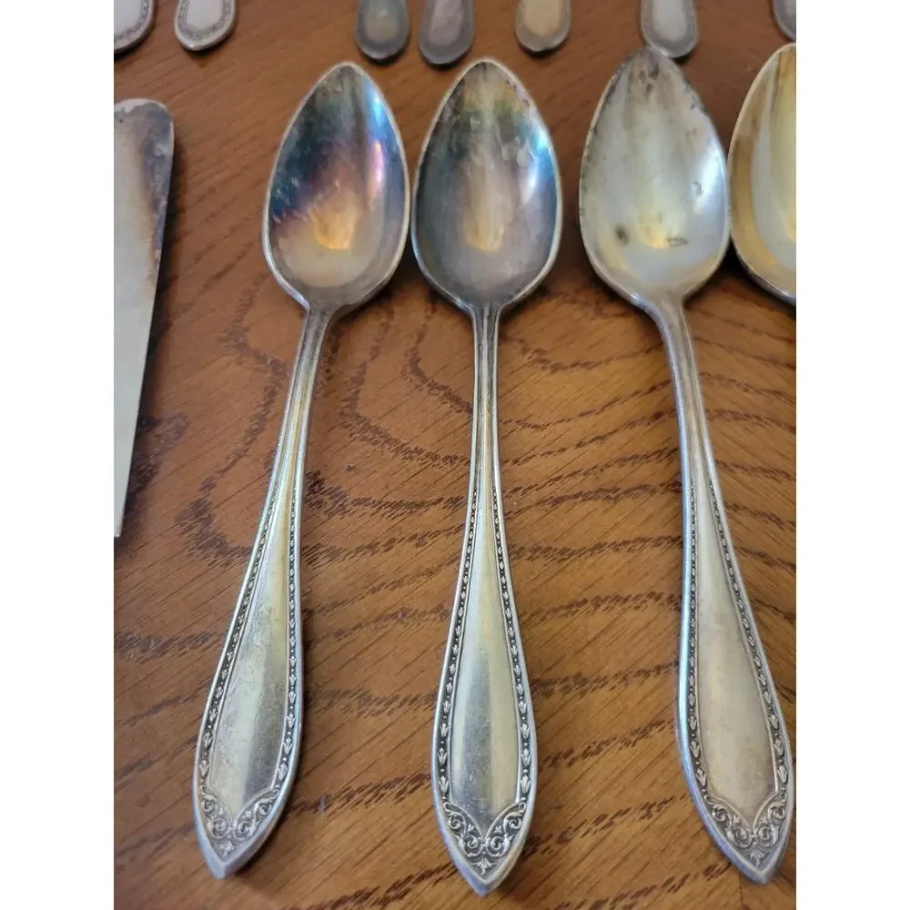 24 PCS Silverplate SHERATON 1910 Community Plate‎ Unpolished Forks Spoons